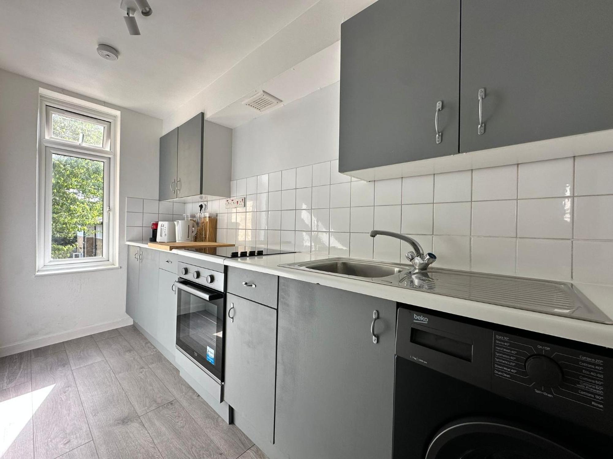 Cosy 2 Bedroom Flat In Manor House Londres Exterior foto